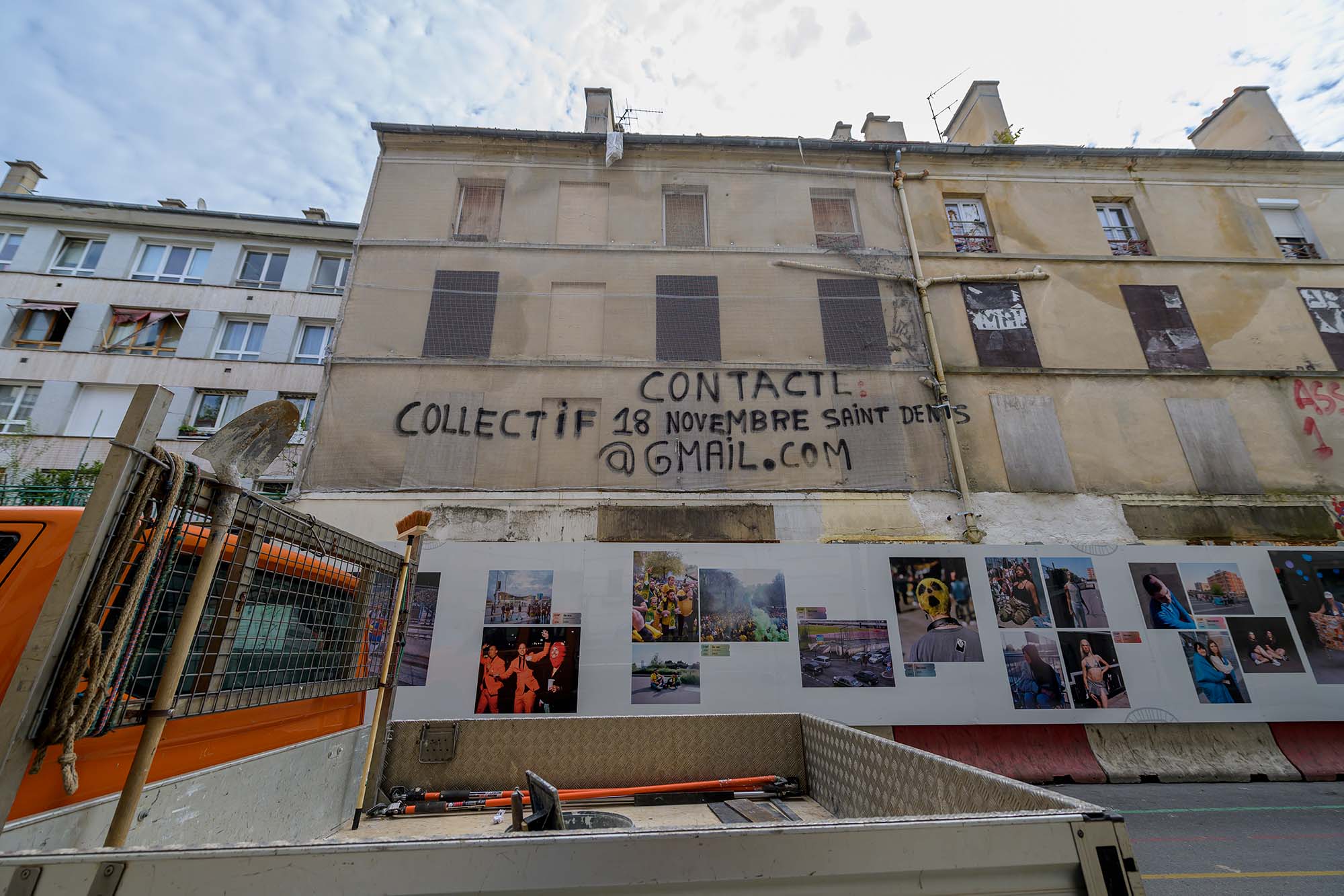 Au mur, de l’humour et de la prévention sur fond acidulé