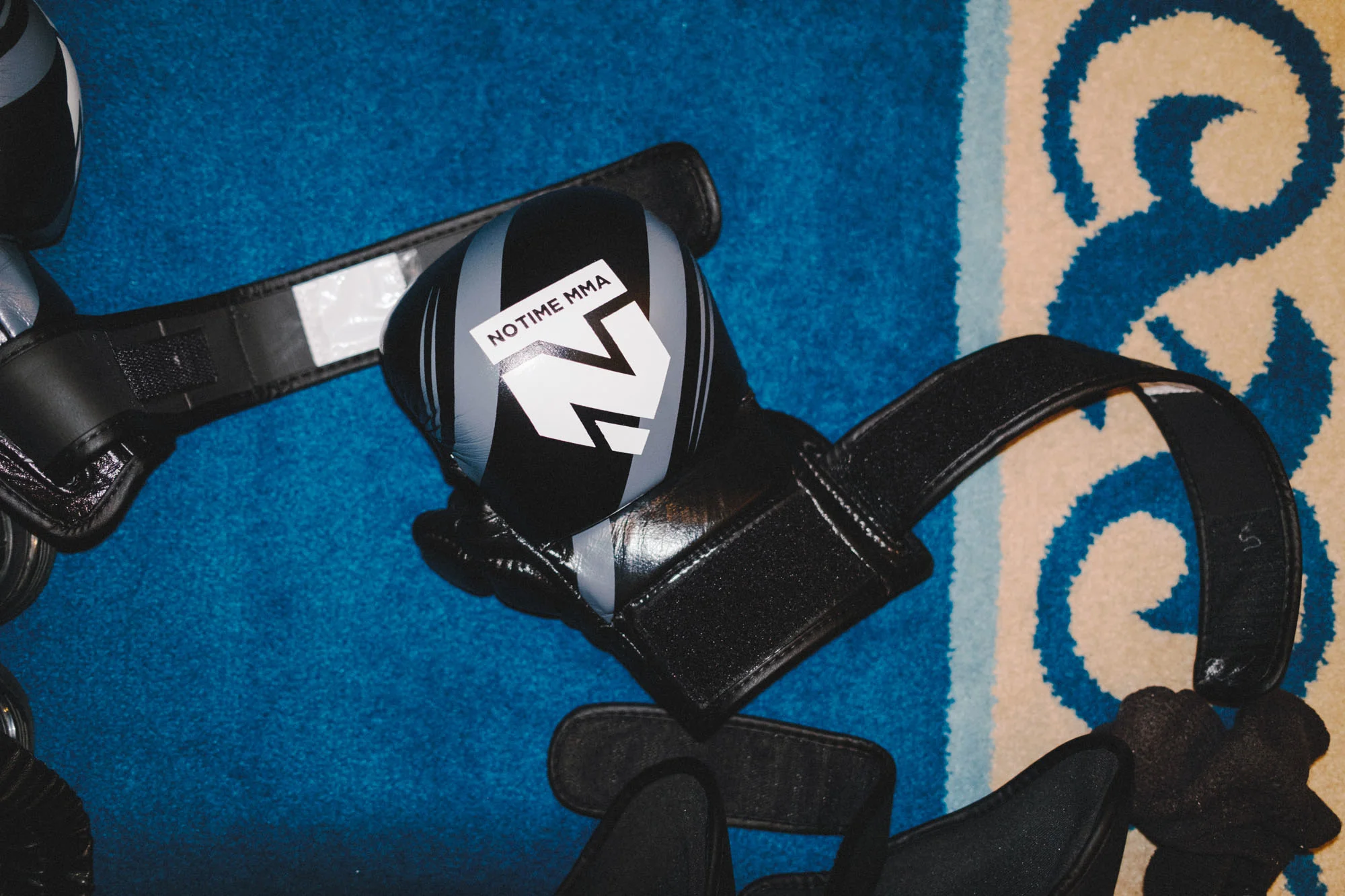 Statue de Hans Egede surplombant Nuuk