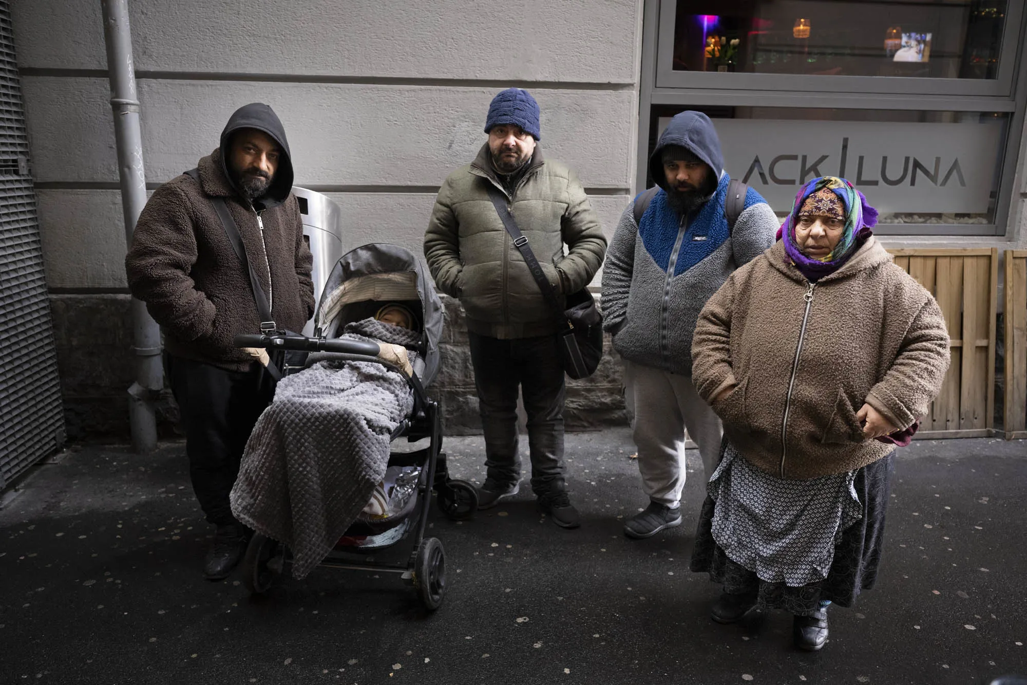 Au mur, de l'humour et de la prévention sur fond acidulé